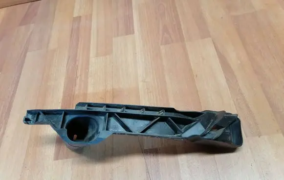 Volkswagen Golf V Front bumper mounting bracket 1K0807890A