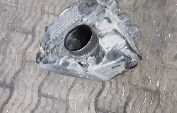 Honda CR-V Air filter box ACC24