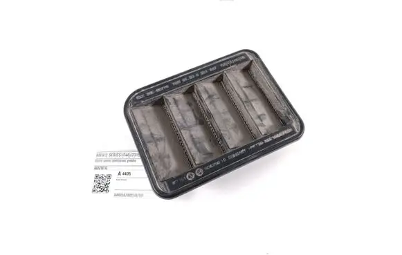 BMW 2 F46 Fender grill 60829010