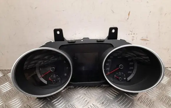 Speedometer (instrument cluster)
