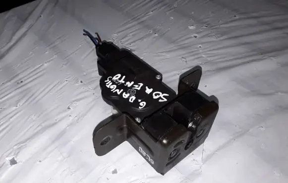 KIA Sorento Tailgate window lock/catch/latch 871303E000