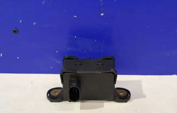 Mercedes-Benz ML W164 Acceleration sensor A0045423818