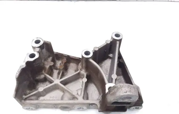Renault Clio IV Engine mounting bracket 112317173R