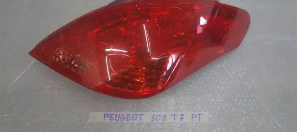 Peugeot 308 Rear/tail lights 9680425680