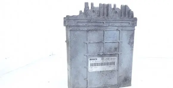 Renault Scenic I Engine control unit/module 0281010077 7700114644