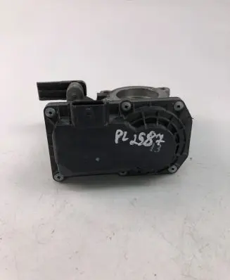 Renault Captur Throttle valve 8201171233