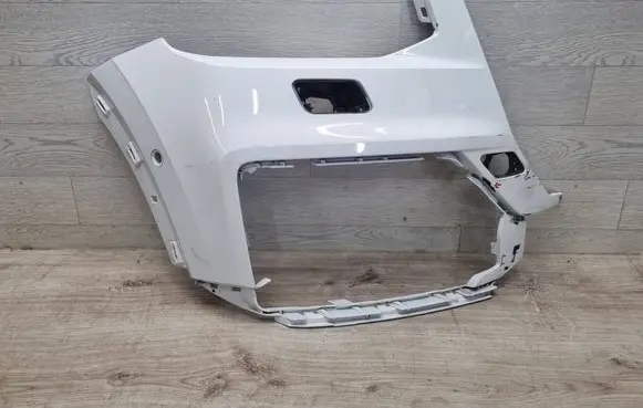 Audi Q2 - Front bumper corner part panel trim 81A807438A 81A807438C