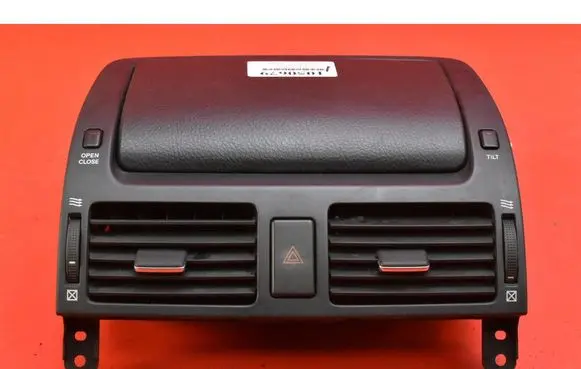 Toyota Avensis Verso Radio/CD/DVD/GPS head unit 5540420330