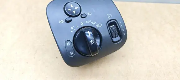 Mercedes-Benz CLK A209 C209 Light switch A2035450604