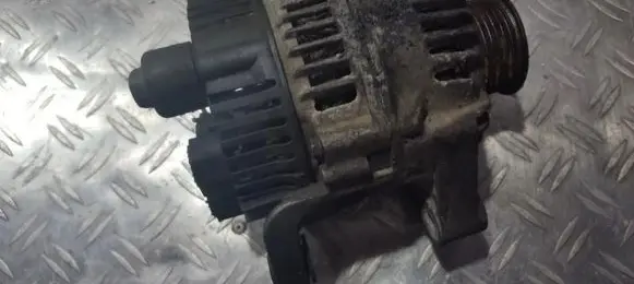Renault Laguna I Generator/alternator 2541600f a11vi26