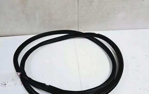 Hyundai Tucson TL Seal rubber (tailgate) 