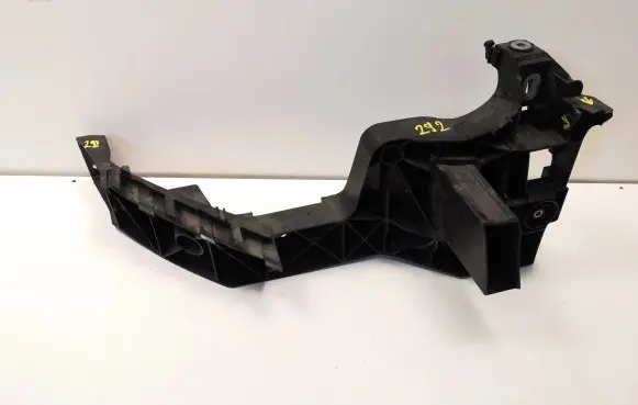Audi Q8 Headlight/headlamp 4M8805608A