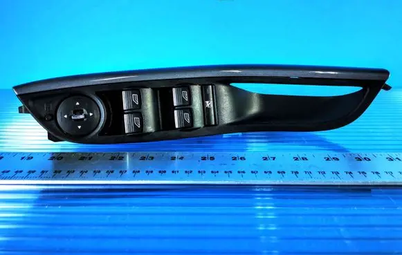 Ford Focus Electric window control switch AM5T14A132CA AM5T14A132