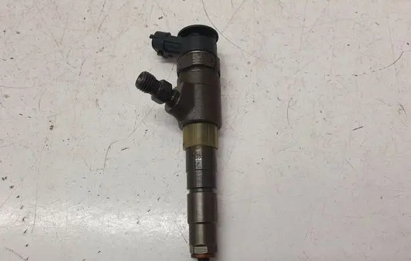 Ford Mondeo MK V Fuel injector 0445110489 CV6Q9F593AA