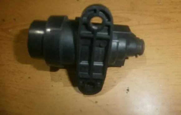 Ford Galaxy Turbo solenoid valve 95889j459