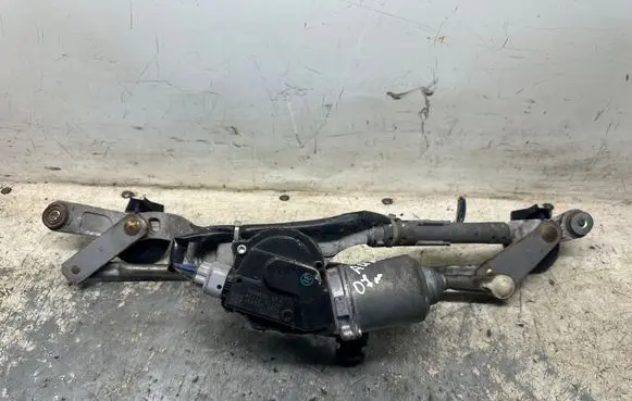 Toyota Auris 150 Front wiper linkage and motor 8511002190 1593000831