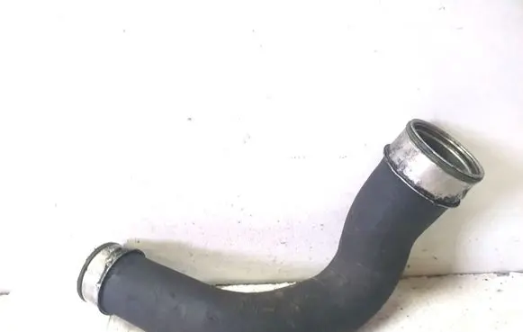 Volkswagen Transporter - Caravelle T5 Intercooler hose/pipe
