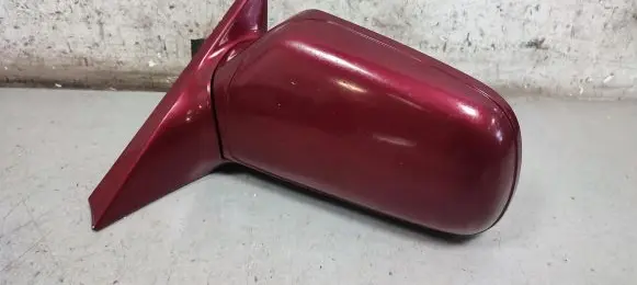 Mazda 626 Front door electric wing mirror E13010519