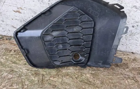 Audi A3 8Y Front grill 6Y0807681A 969475