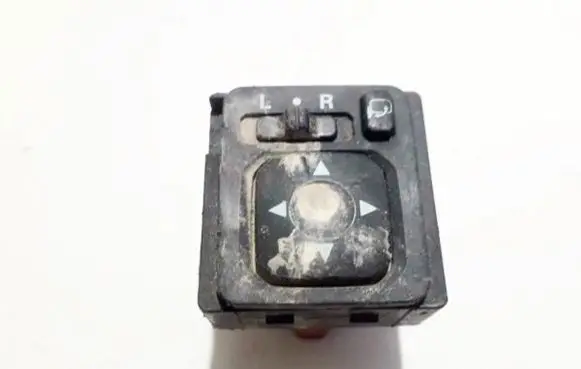 Mitsubishi Grandis Wing mirror switch 183569