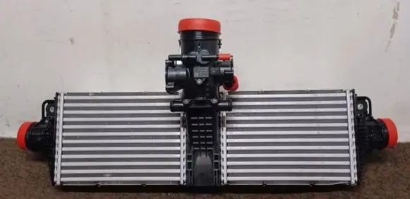 Porsche 911 992 Intercooler radiator 992145805F