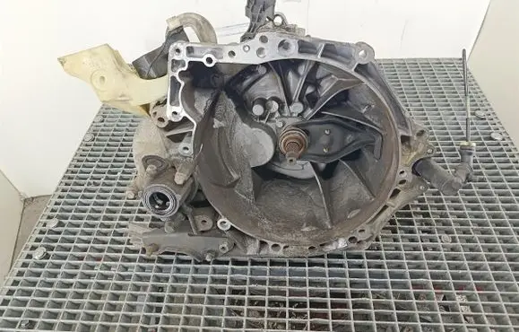 Peugeot 207 Manual 5 speed gearbox 20DP27