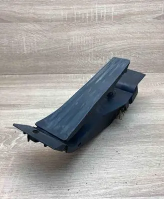 BMW 3 E90 E91 Accelerator throttle pedal 6772646 25916010