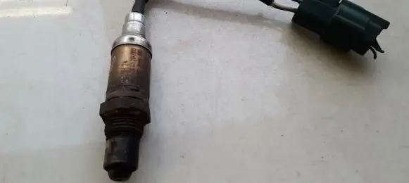 Nissan Almera Tino Lambda probe sensor 0258005284 LSH24
