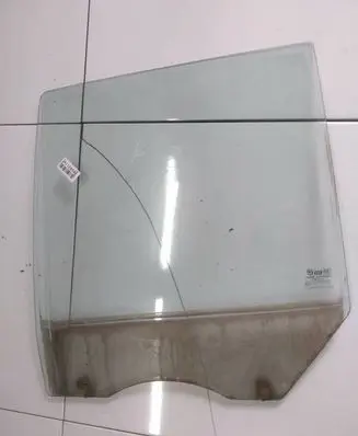Hyundai Santa Fe Rear door window glass AS2