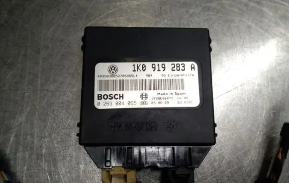 Volkswagen Golf V Parking PDC control unit/module 1K0919283A 0263004065