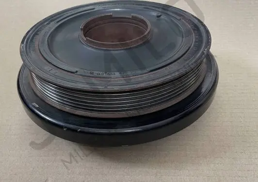 BMW X5 F15 Crankshaft pulley 8515002