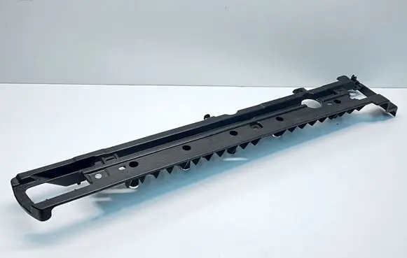Volkswagen Touareg II Other trunk/boot trim element 7P0863600A
