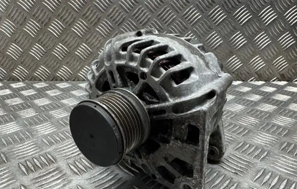 Renault Captur Generator/alternator 2627732A 231001318R 2115172829