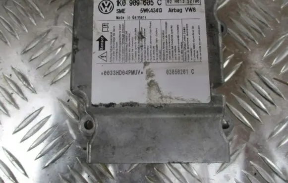Volkswagen Golf V Airbag control unit/module 1K0909605C
