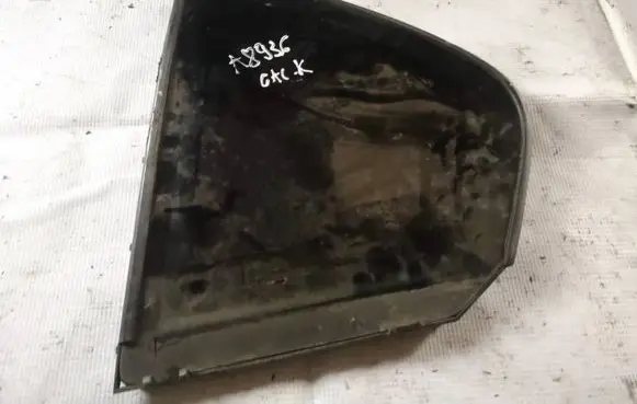 Volkswagen PASSAT B6 Rear side window as2