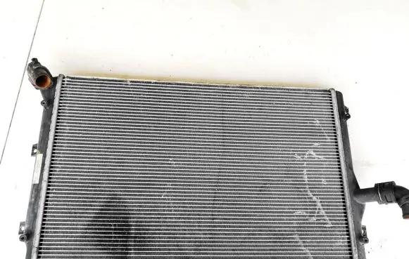Volkswagen PASSAT B6 Intercooler radiator 3C0145805G