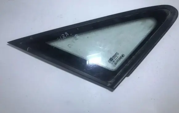 Opel Zafira A Front triangle window/glass 