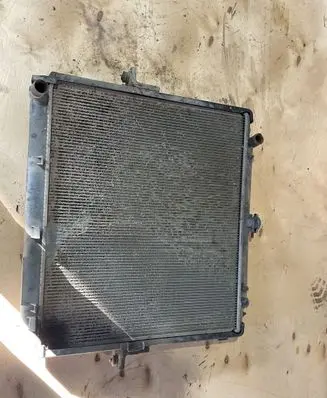 Nissan Pathfinder R51 Coolant radiator