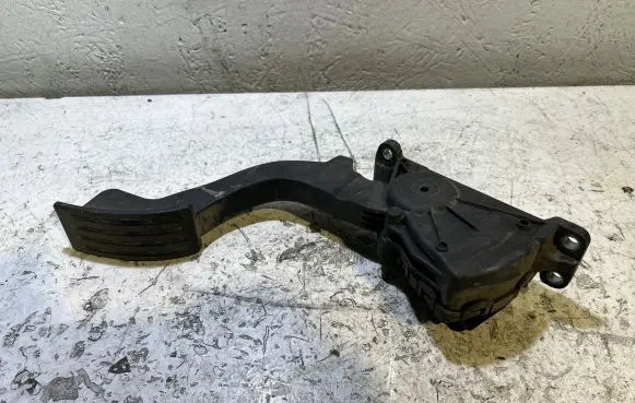 Volvo V50 Accelerator throttle pedal 4M519F836AH 6PV00864101 22753