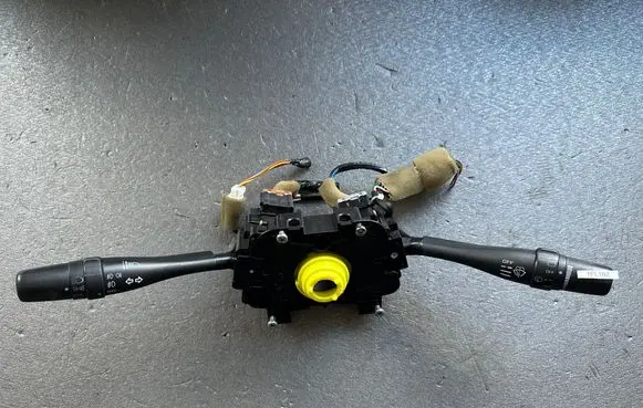 Nissan Patrol Y61 Panel lighting control switch 25567VB000 255403L100 25260VB000