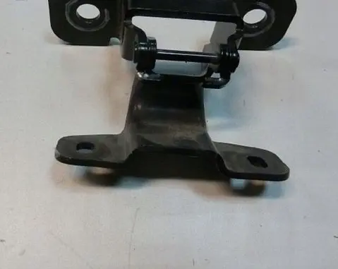 Audi A3 S3 8V Tailgate/trunk/boot hinge 8V7825308