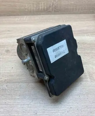 Audi A6 S6 C6 4F ABS Pump 4F0910517E 4f0614517A