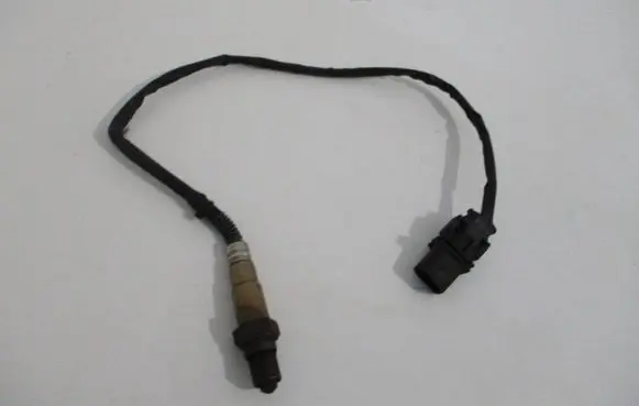 Volkswagen Golf VII Lambda probe sensor 03L906282B 0281004035 982131