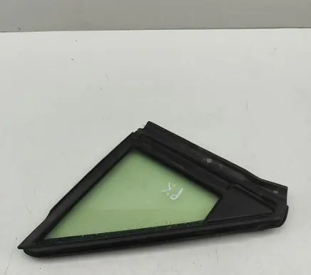 Toyota RAV 4 (XA50) Front door vent window glass four-door 6812642020