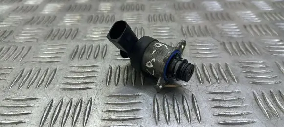 Audi Q5 SQ5 Fuel pressure regulator 0928400706 8901640397