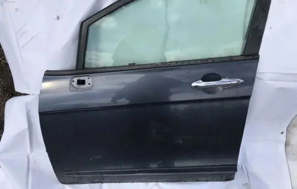 Honda FR-V Front door pilka