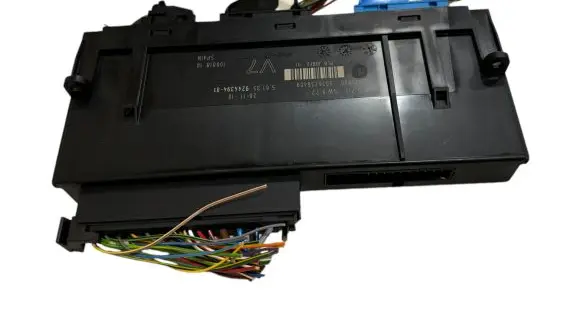 BMW 5 F10 F11 Comfort/convenience module 6135924439401 5076236409 532535R00