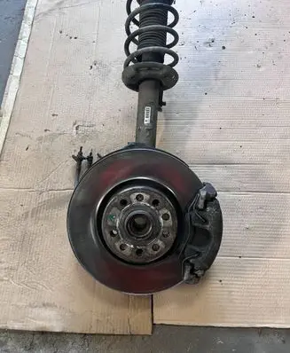 Volkswagen Golf VI Front shock absorber/damper 1T0413031HM 05B8H3