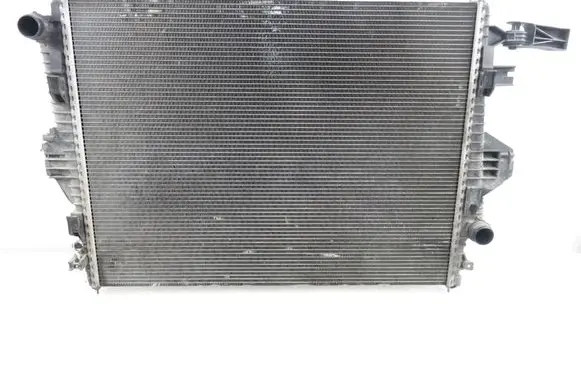 Porsche Cayenne (92A) Coolant radiator 