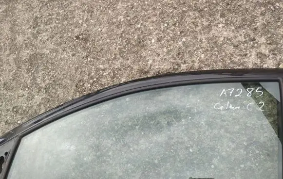 Citroen C2 Front door window glass four-door